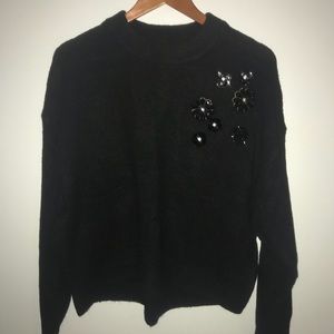 H&M BLACK SWEATER